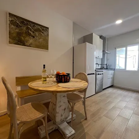Old Town By Homing Apartment *